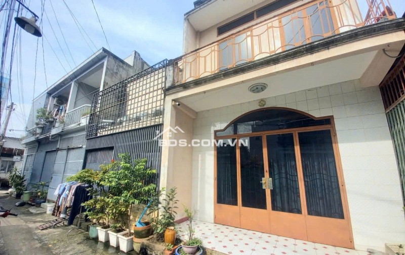 Bán nhà 2 tầng-Hẻm ô tô-77m2 –Rộng 7m-Gần Mt Tây Hòa-PLA-Quận 9.